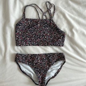 Abrocrombie kids swim suit